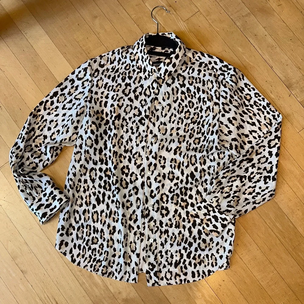 Theory animal print button shirt, P,   GD1144 - Picture 3 of 5